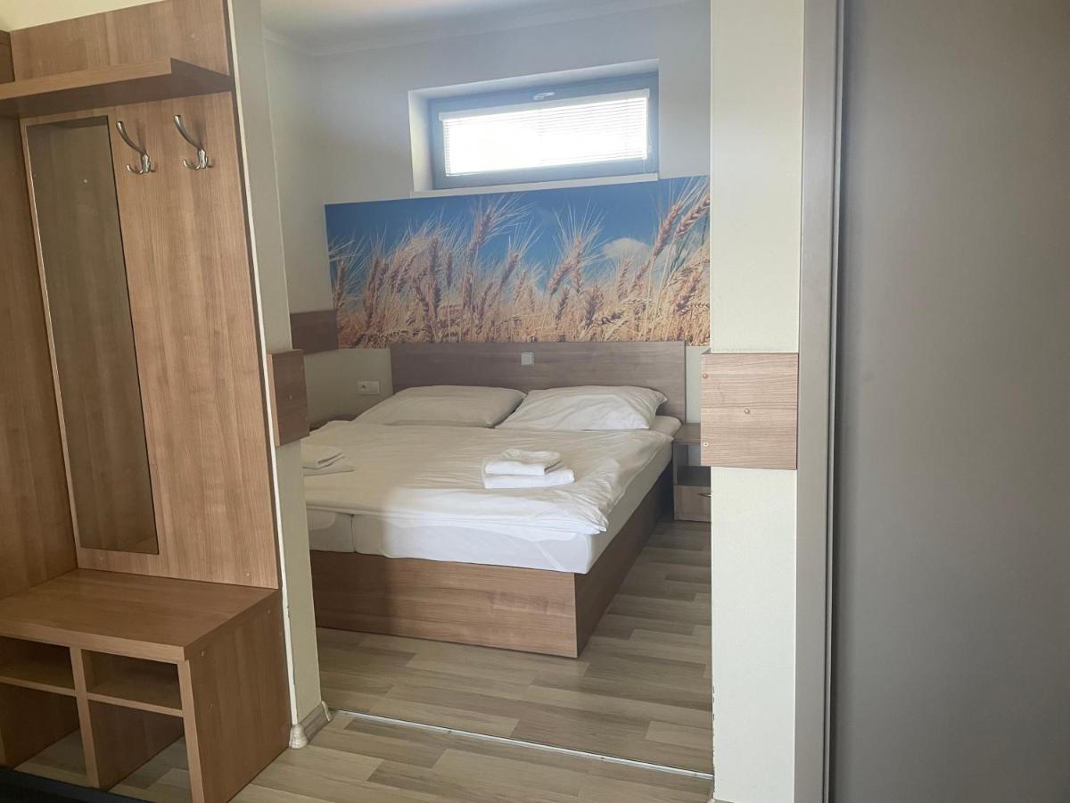 Apartmany Vera Bešeňová Екстериор снимка